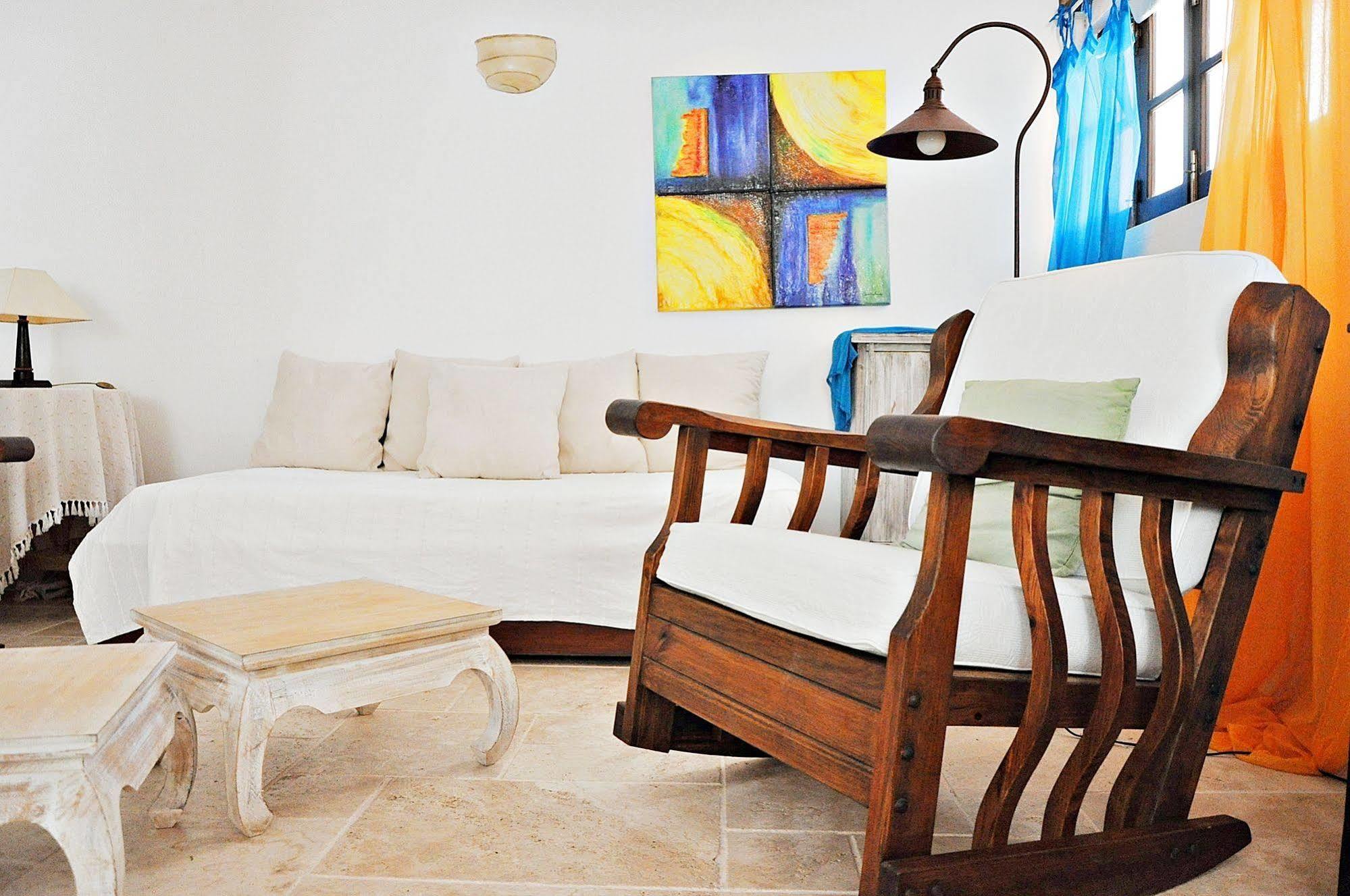 Uma Casa A Beira Sol Bed & Breakfast Lagos Luaran gambar